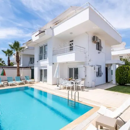 빌라 Dazzling With Private Pool In Antalya *